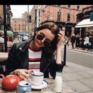 Meet your Posher, Annabelle